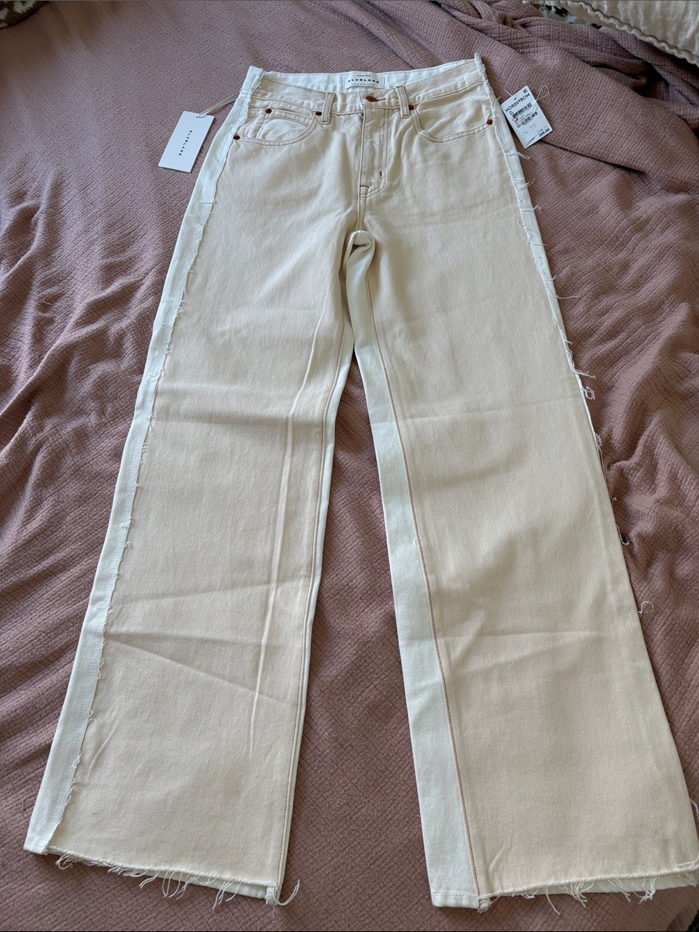 Wide-Leg Raw-Hem Jeans in Off-White